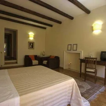 O'viv Otel 3*